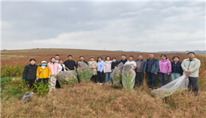 测产验丰收 技术送到田——荞麦田间测产验收暨良种配套农机应用专题培训会在固阳县顺利开展